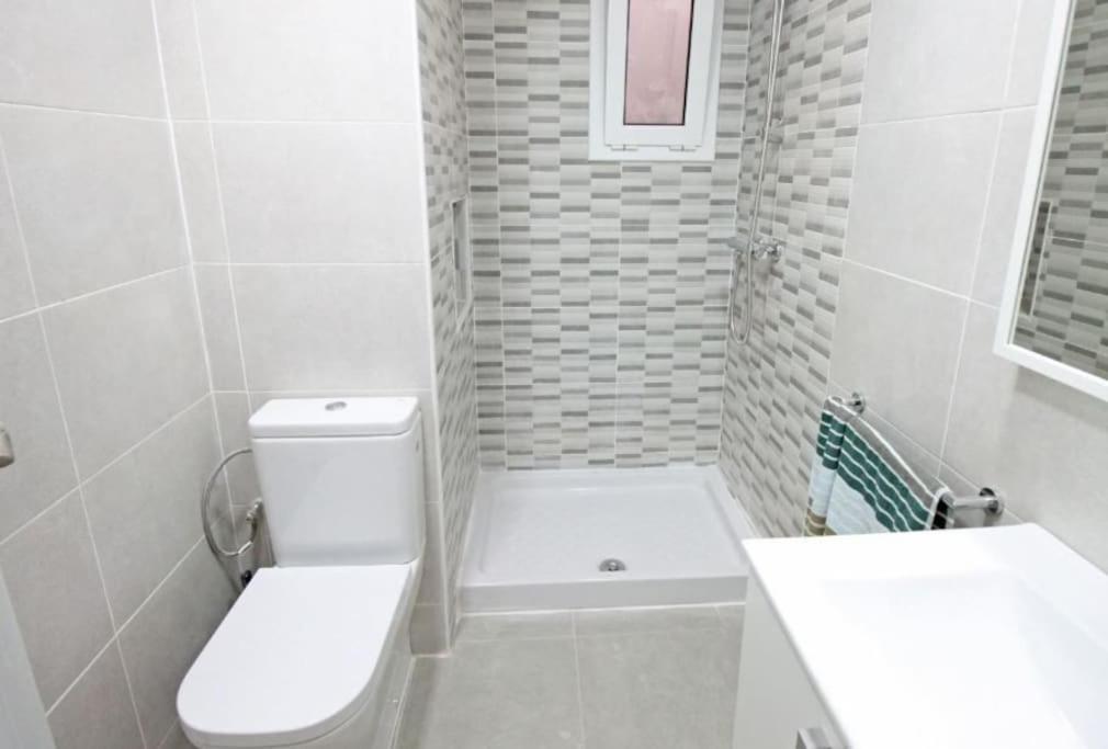 Bebarceloner Sant Andreu - 3 Bedrooms Apartamento
