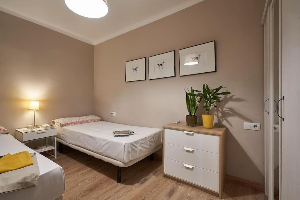 Apartamento Bebarceloner Sant Andreu - 3 Bedrooms